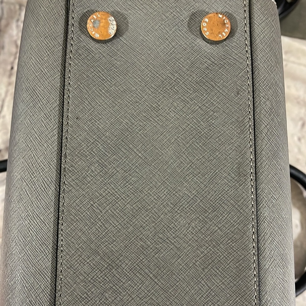 Michael Kors handbag - Picture 4 of 7
